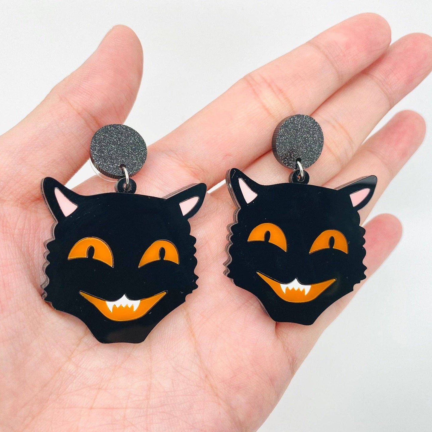 Vintage Cat Face Earrings