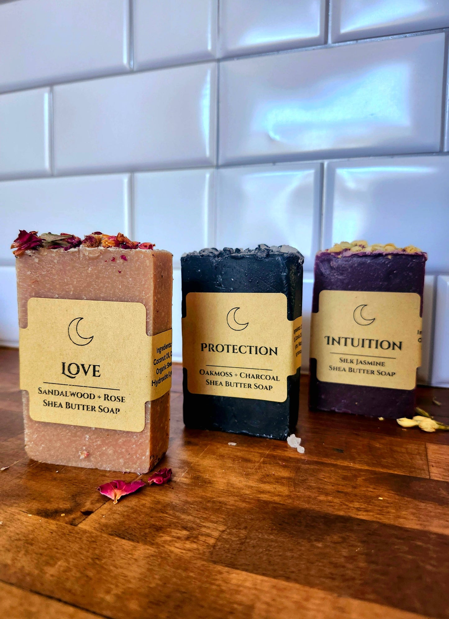 Protection Soap- Oakmoss + Charcoal