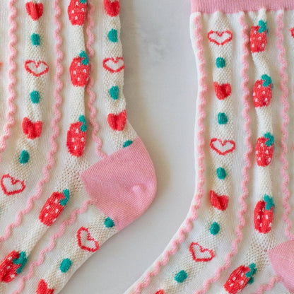 Retro Strawberry Casual Socks: Pink/Strawberry